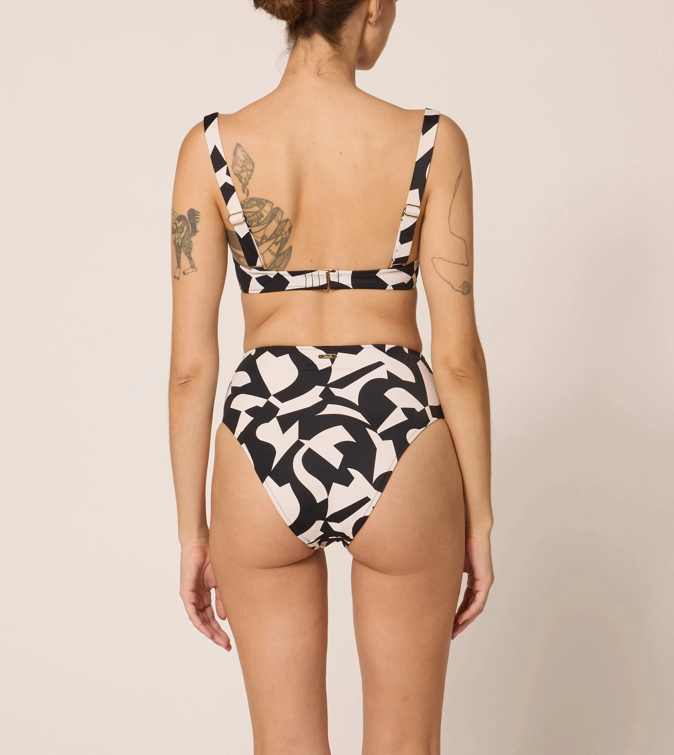 Beckett Top | Osaria Black/White