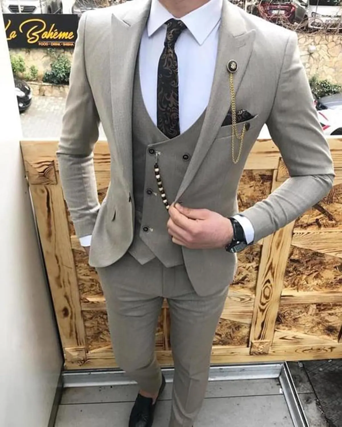 Boys Tuxedo Slim Fit Suit 4 Piece Kids Tuxedo for Boys Wedding Formal Suit Jacket Vest Pants with Tie