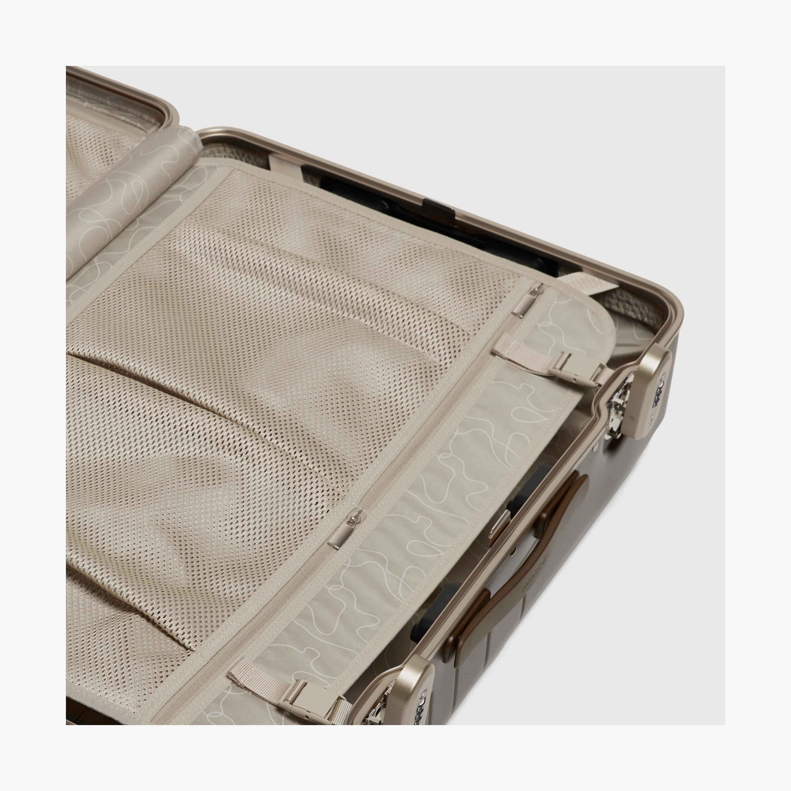Hybrid Check-In Medium