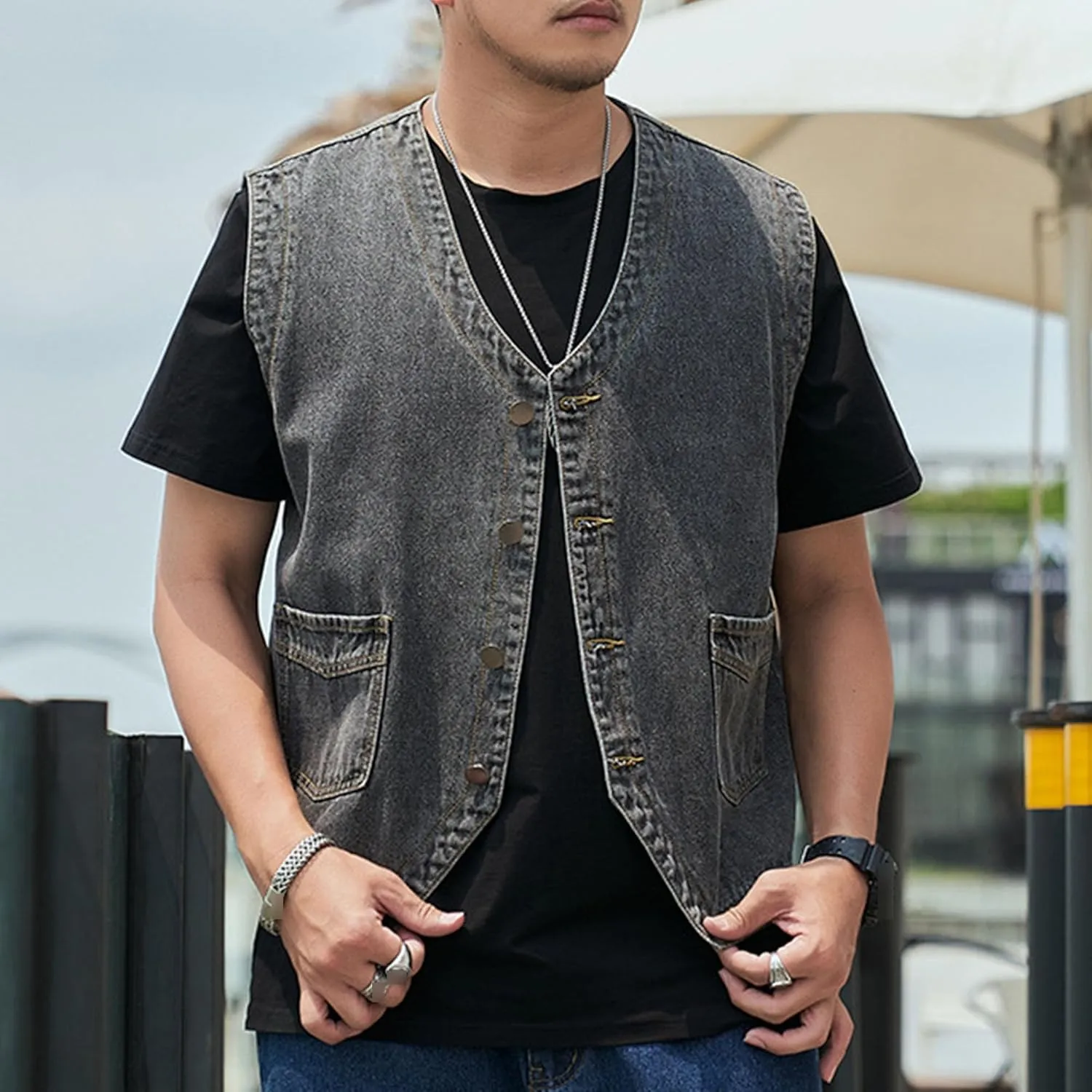 Men's Casual Oversized Denim Vest Double Pocket Sleeveless Jean Men Jacket Big & Tall Outdoor Work Vests
