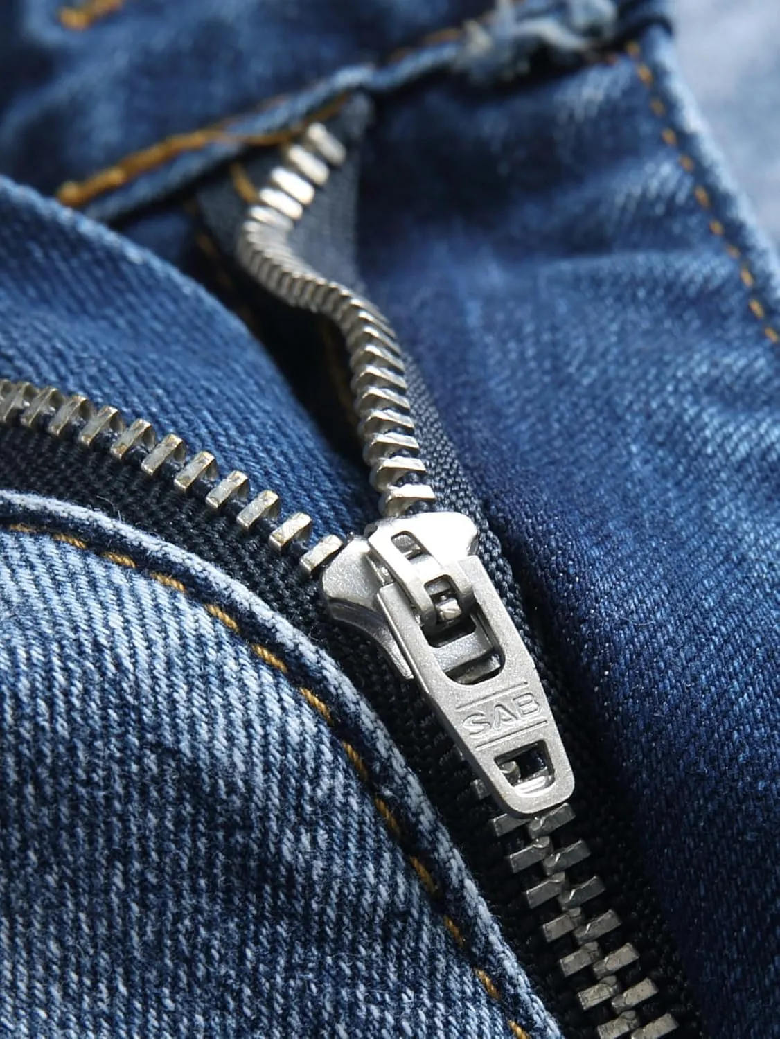 Men's Slim Fit Stretch Jeans Ripped Skinny Distressed Fashion Comfort Flex Waist Pants