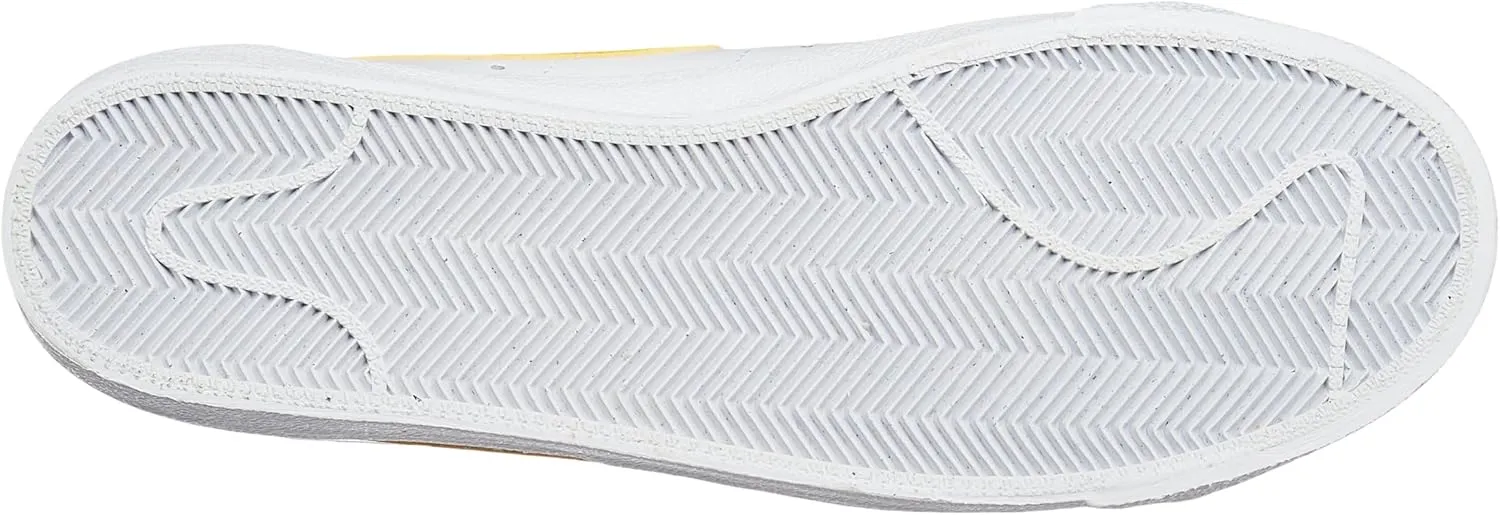 Nike Men's Classic Basketball Shoe
