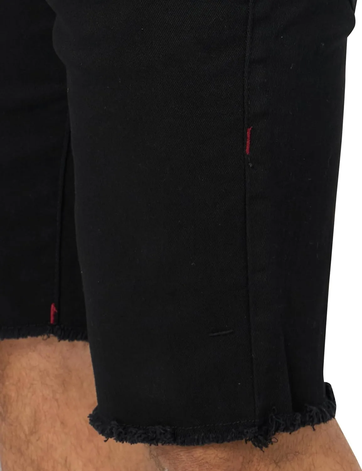 True Religion Men's Ricky Sn Nf 1/2" Short W/Rips with Fray Hem