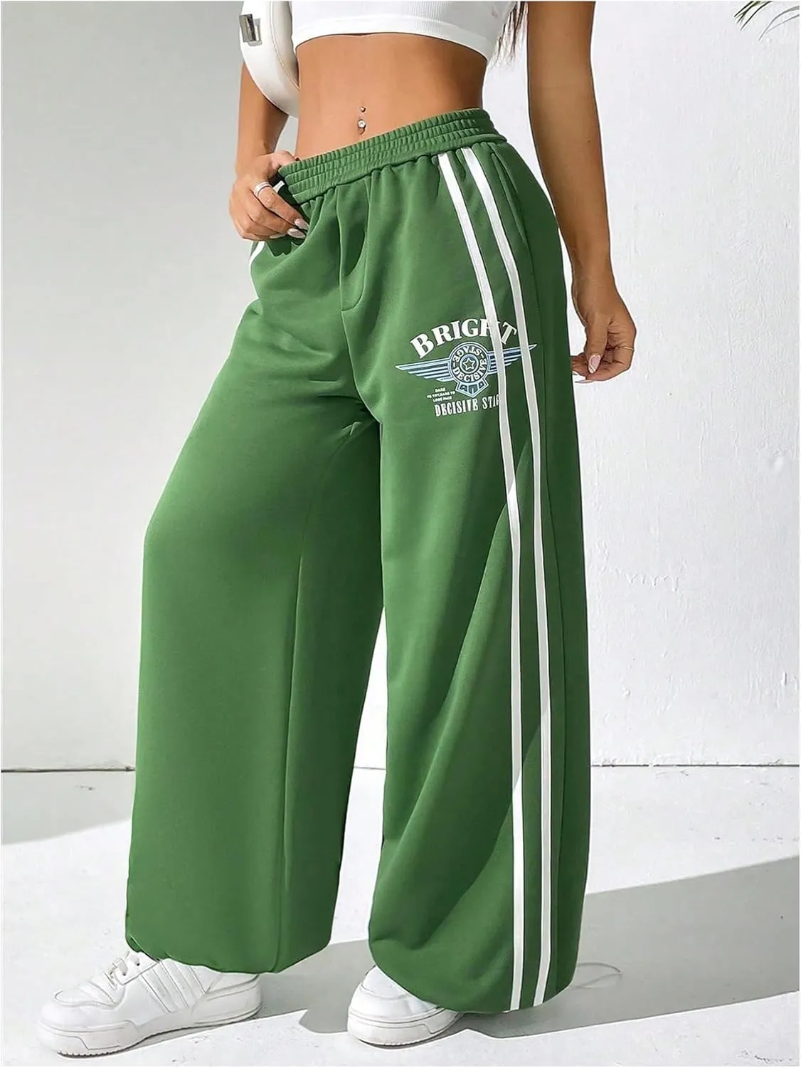 Verdusa Women's Striped Wide Leg Loose Athletic Pants Elastic Waist Sweatpants with Pockets