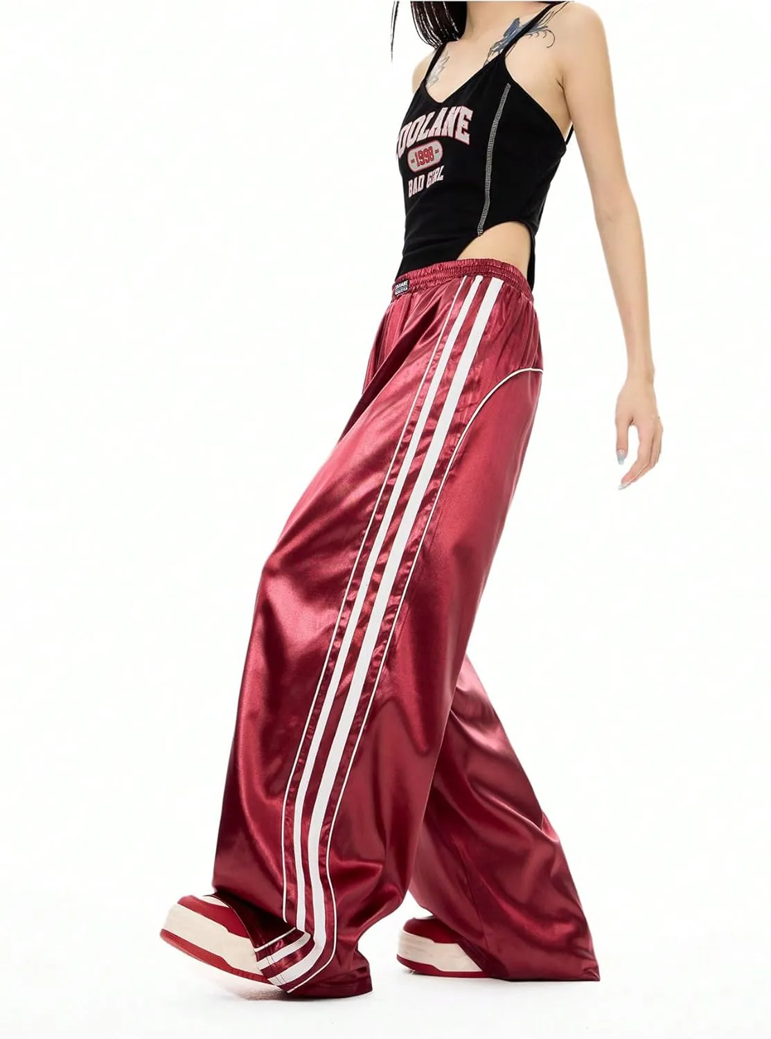 WDIRARA Women's Side Striped Wide Leg Sweatpants Elastic High Waist Track Pants Streetwear Jogger