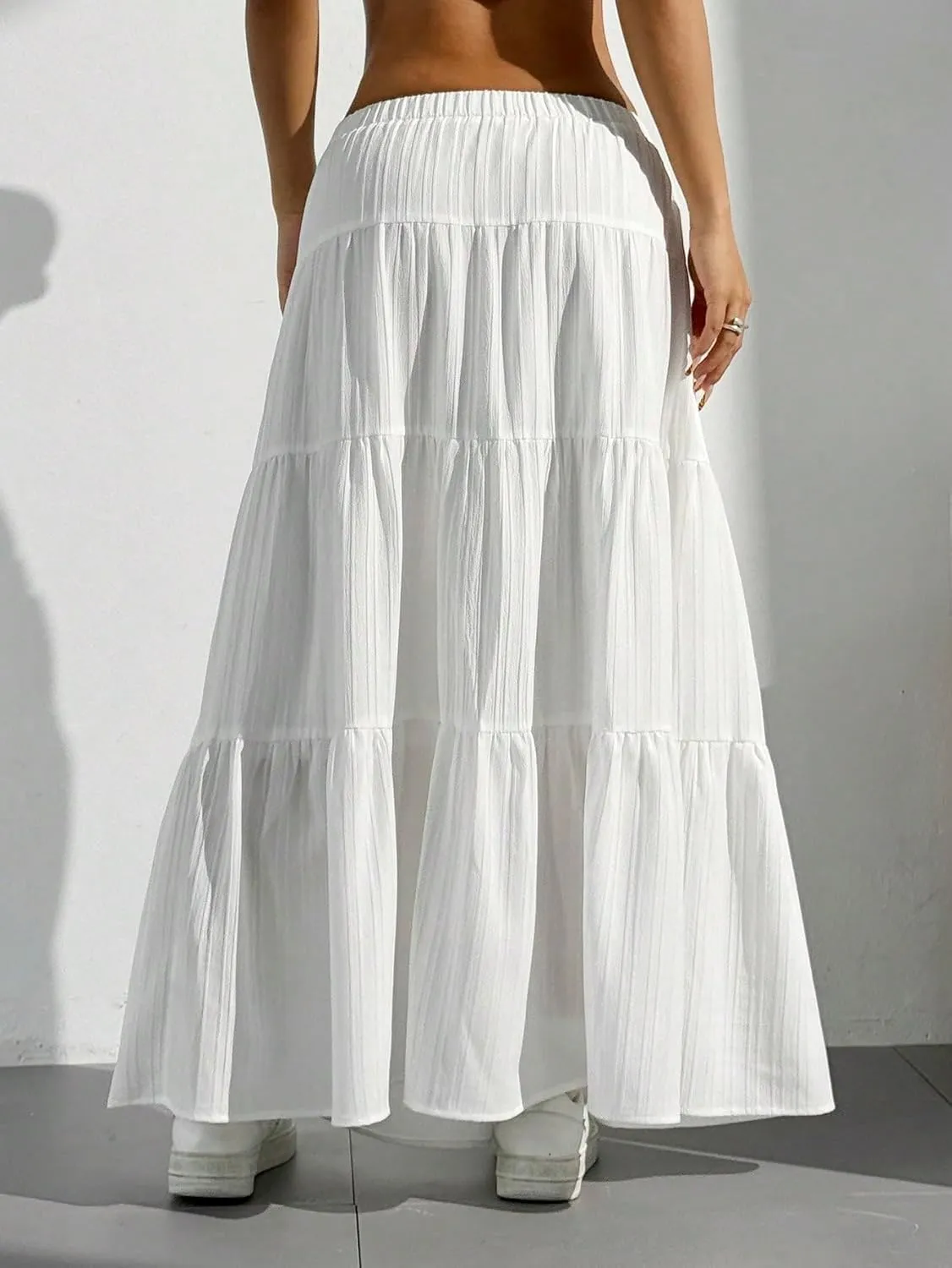 Women's Flowy Maxi Skirt Boho Flared Ruffle Elastic High Waisted Pleated Tiered Summer Long Skirts with Pockets