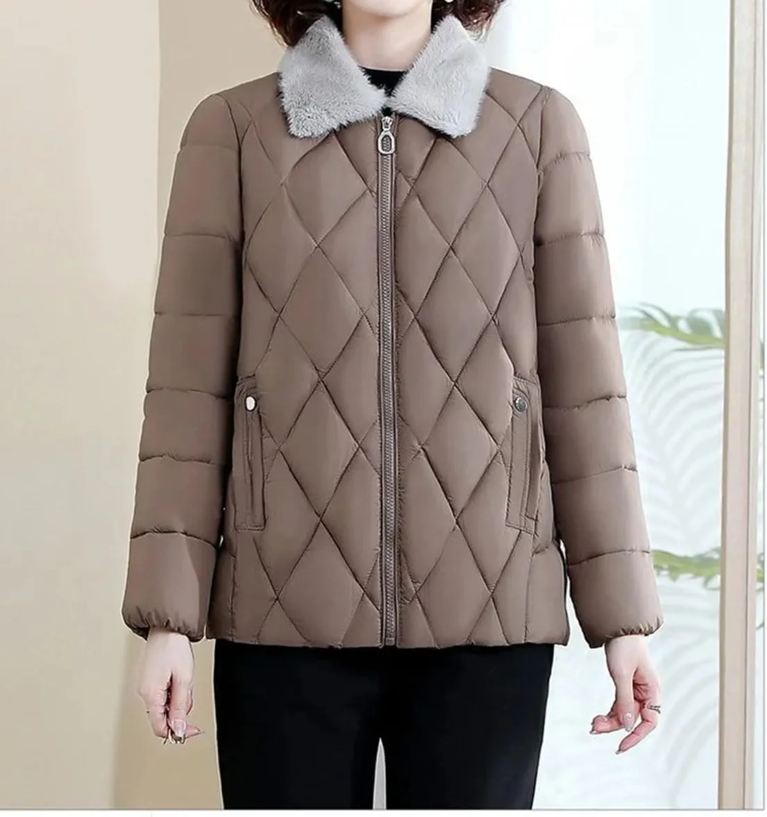 Women's Plush Lapel Short Warm Cotton-Padded Jacket Loose Classic Spliced Parka Coat